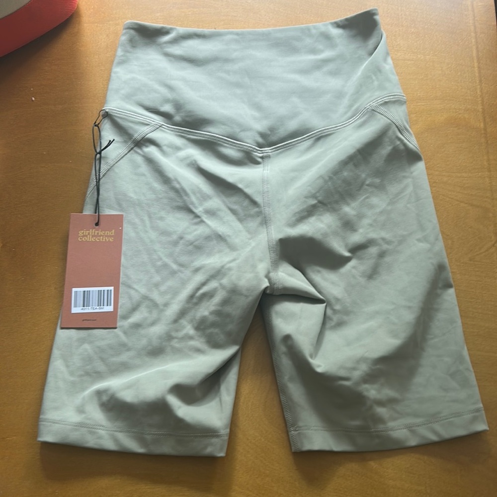 Girlfriend Collective High Rise Bike Short Matcha sz S